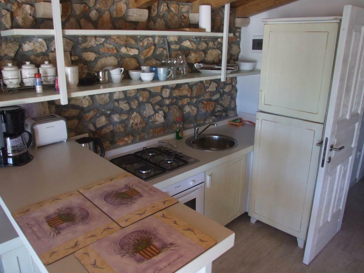 Stone House Marina-Sevid, 1 House-1 Apartment Εξωτερικό φωτογραφία