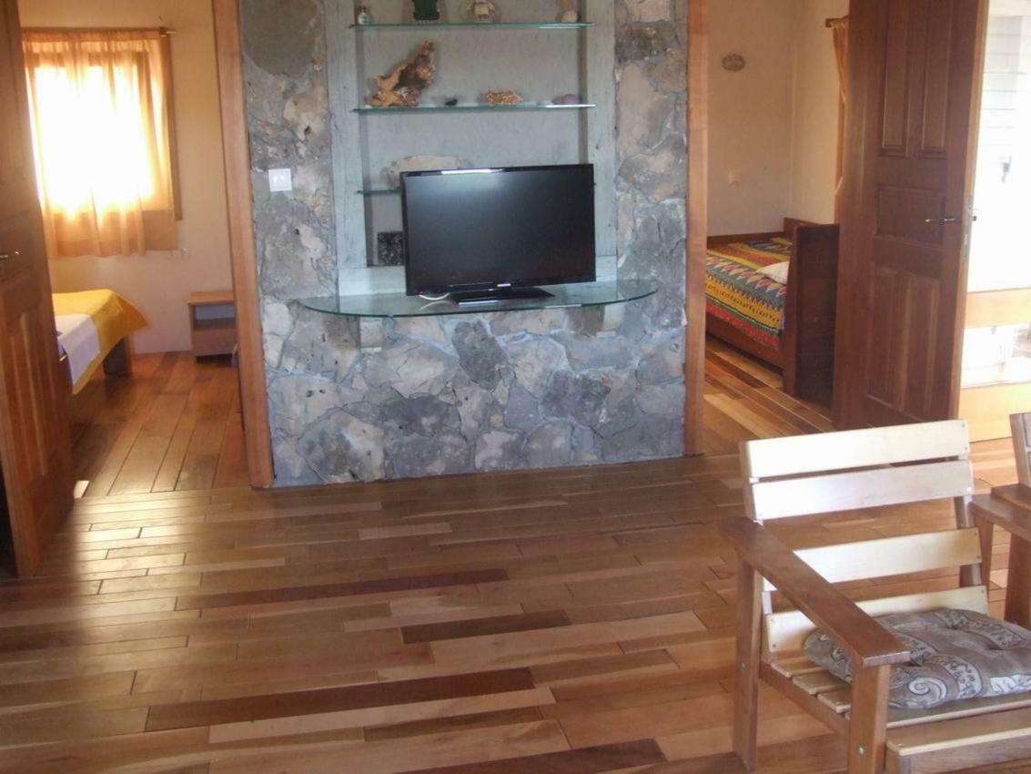 Stone House Marina-Sevid, 1 House-1 Apartment Εξωτερικό φωτογραφία